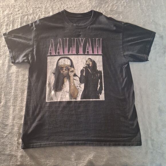 Aaliyah Concert Short Sleeve Graphic T-Shirt in Black Short Sleeve Size Large - Picture 1 of 6